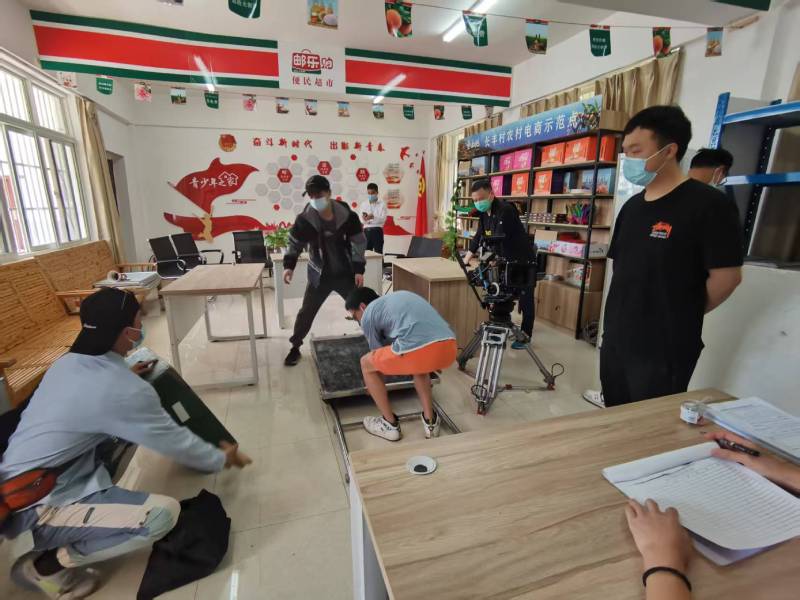 临洮县广告片拍摄公司：极简主义践行者，少即是多的视觉哲学